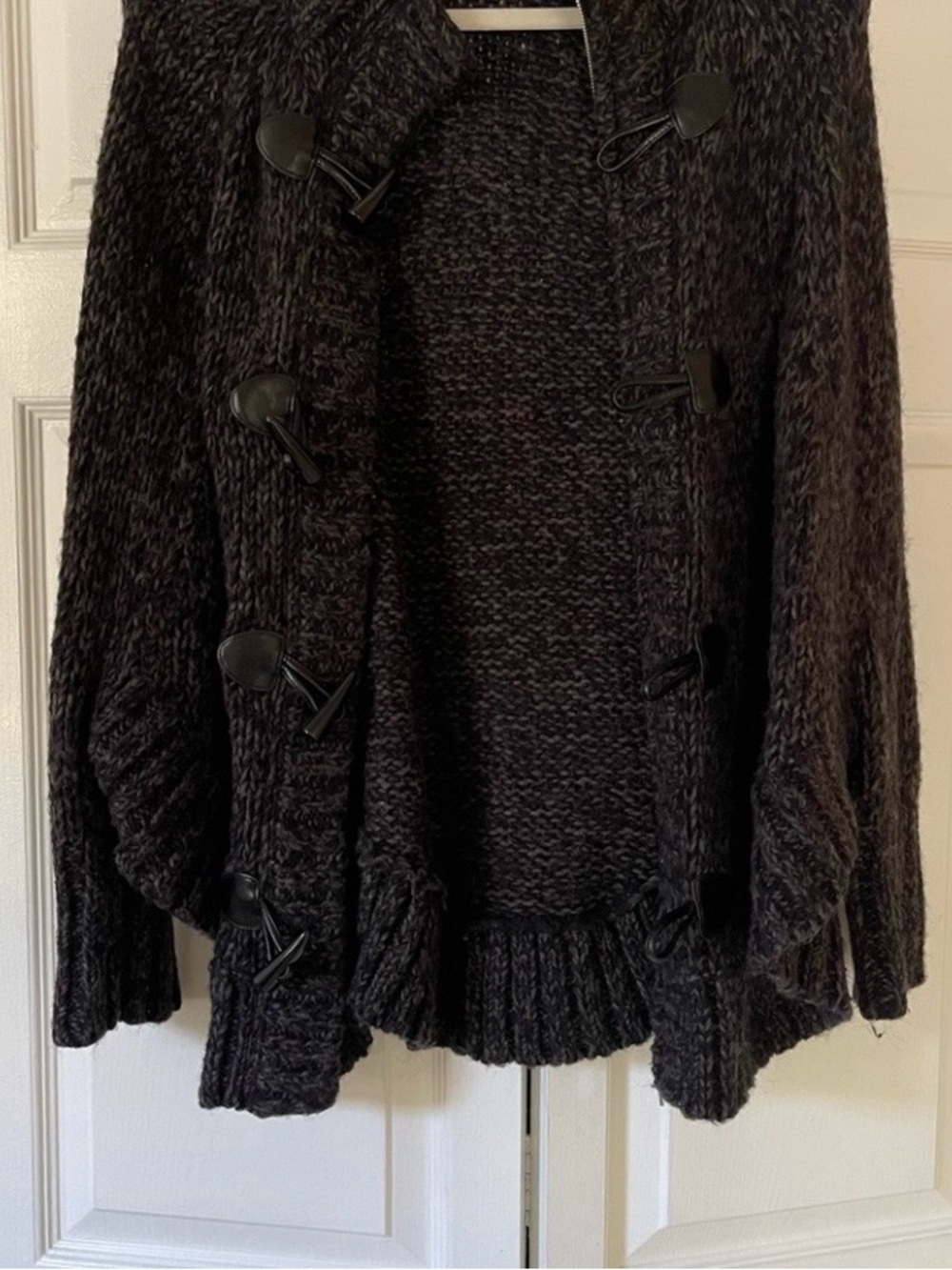Michael Kors Black/Charcoal Toggle-Front Chunky Knit Cardigan Small/Medium